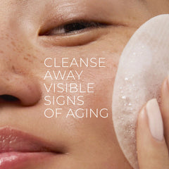LINE SMOOTHING Daily Cleansing Pads